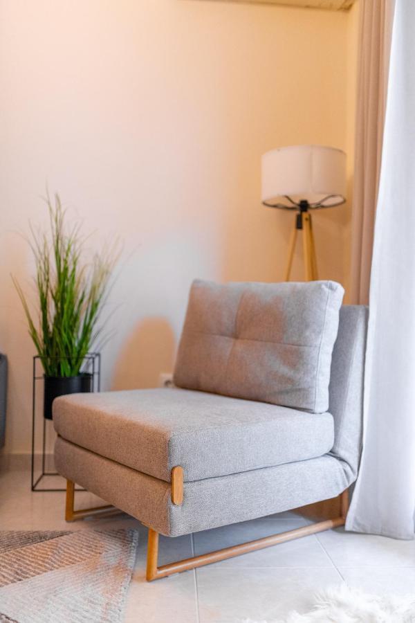 סלוניקי Niovi, Stylish Apartment Near The Waterfront מראה חיצוני תמונה