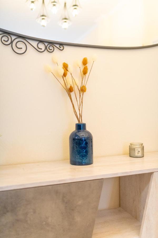 סלוניקי Niovi, Stylish Apartment Near The Waterfront מראה חיצוני תמונה