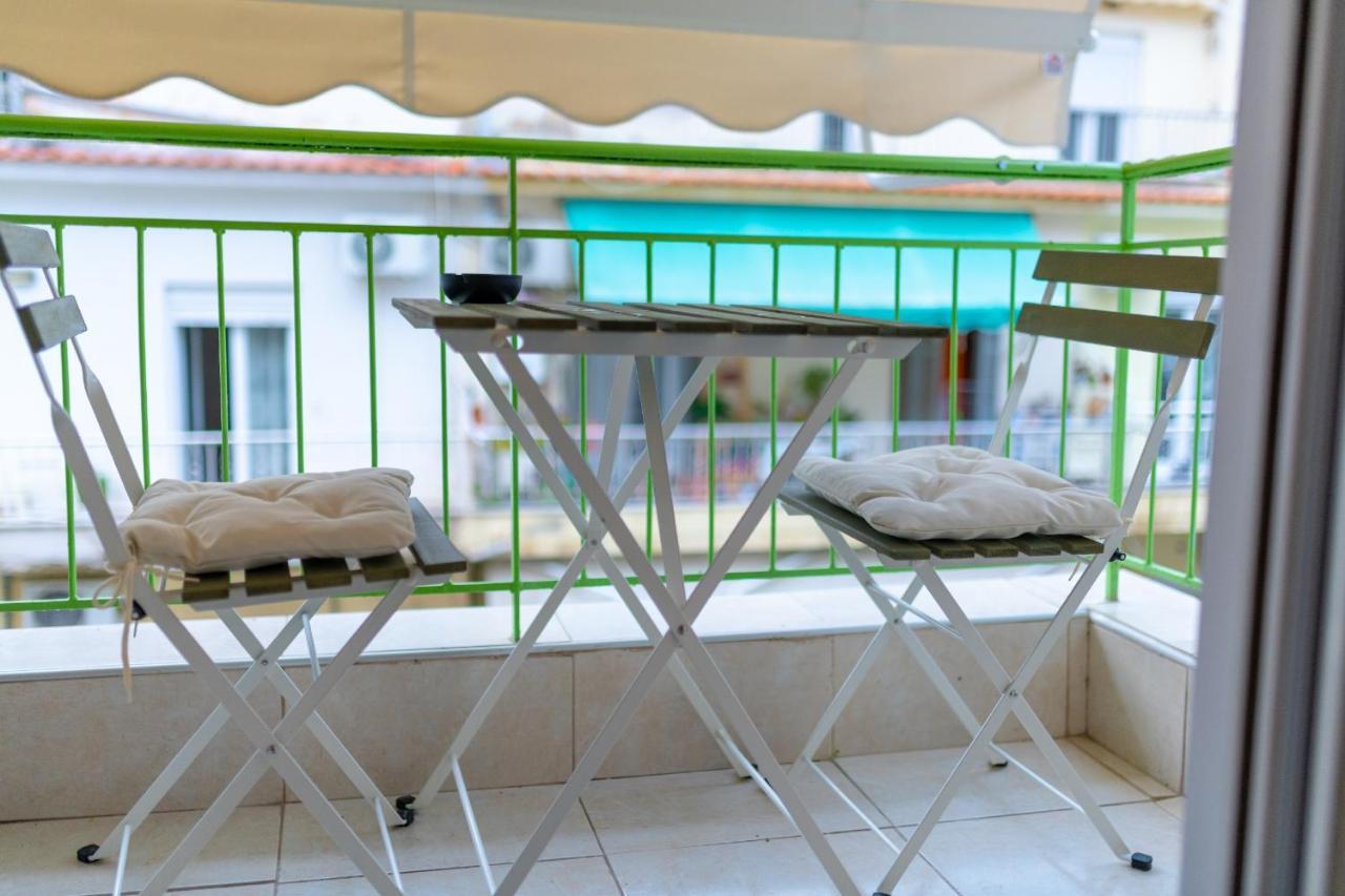 סלוניקי Niovi, Stylish Apartment Near The Waterfront מראה חיצוני תמונה