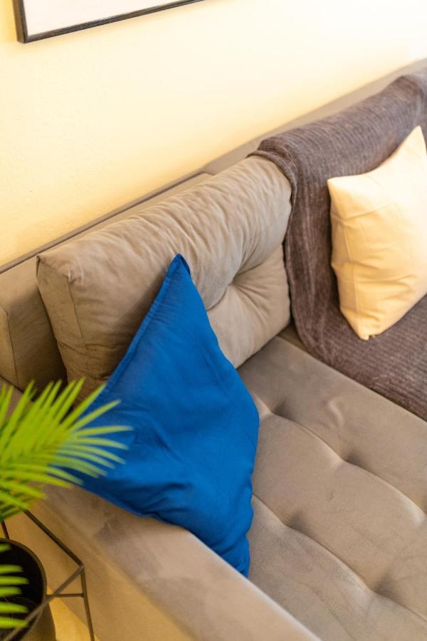 סלוניקי Niovi, Stylish Apartment Near The Waterfront מראה חיצוני תמונה