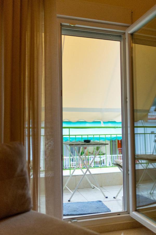 סלוניקי Niovi, Stylish Apartment Near The Waterfront מראה חיצוני תמונה