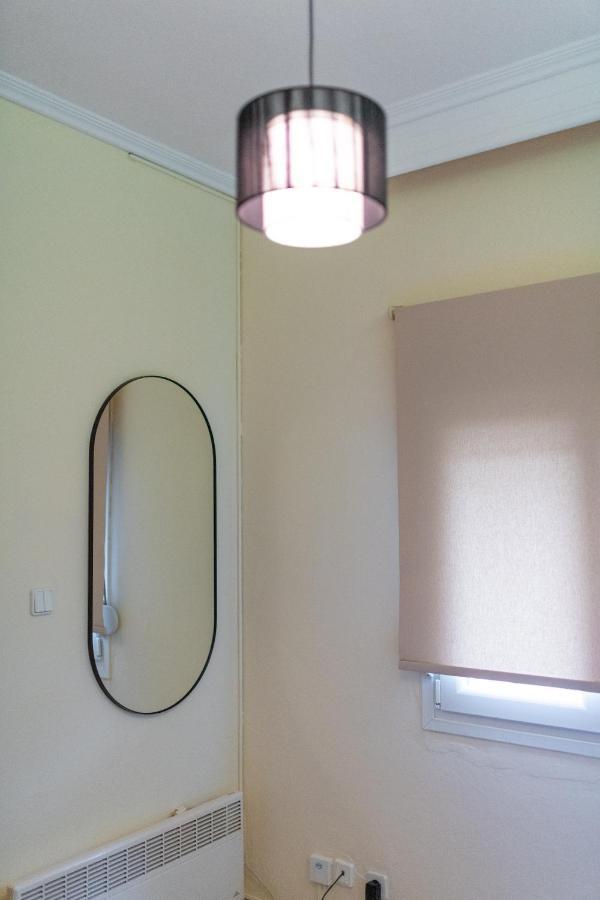 סלוניקי Niovi, Stylish Apartment Near The Waterfront מראה חיצוני תמונה